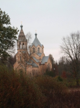 Храм Происхождения Честных Древ Креста Господня в Лисино-Корпус