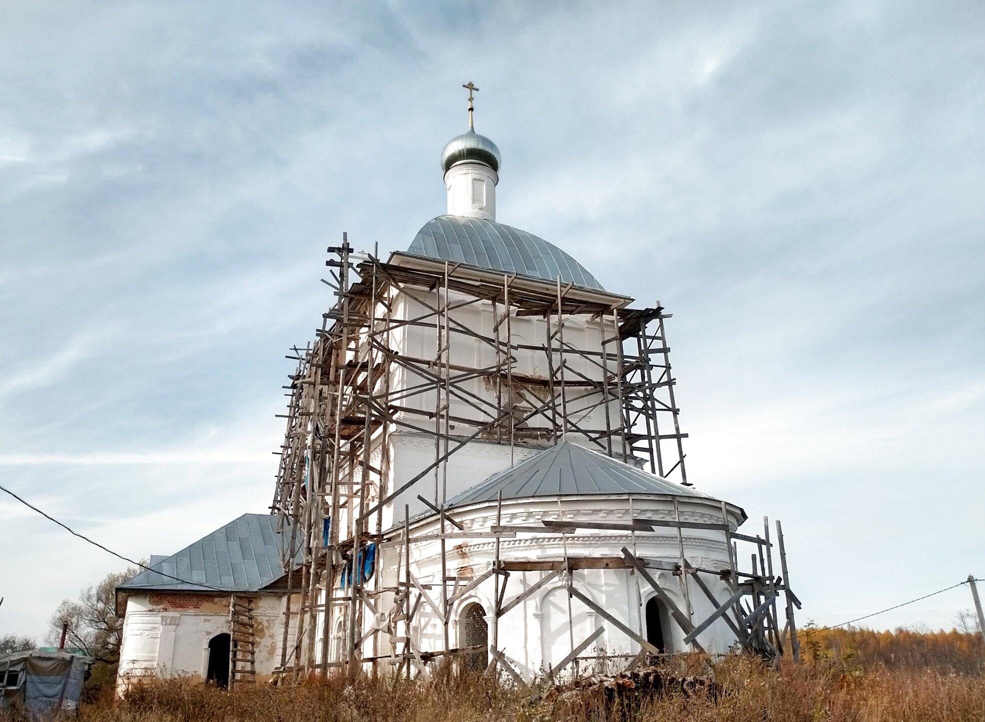 Церковь Покрова Пресвятой Богородицы в Алферьево - процесс реставрации