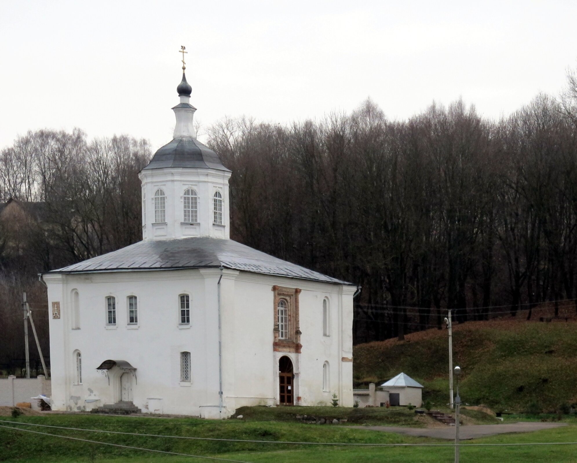 Церковь Иоанна Богослова в Смоленске: древний храм XII века