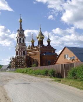 Церковь Михаила Архангела в селе Красное