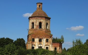 Церковь Воздвижения Креста Господня в селе Волосково