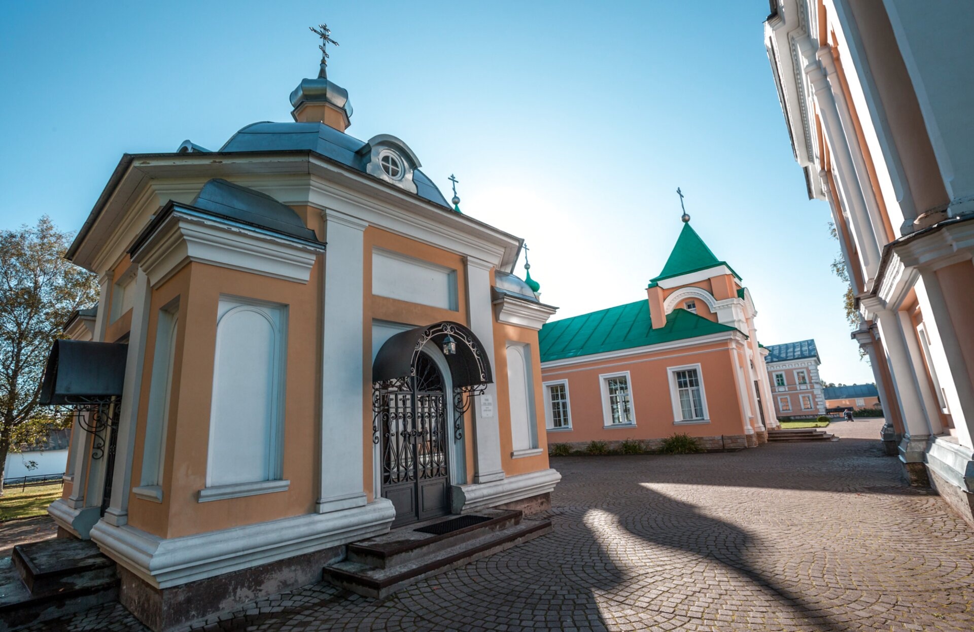 Введено-Оятский женский монастырь