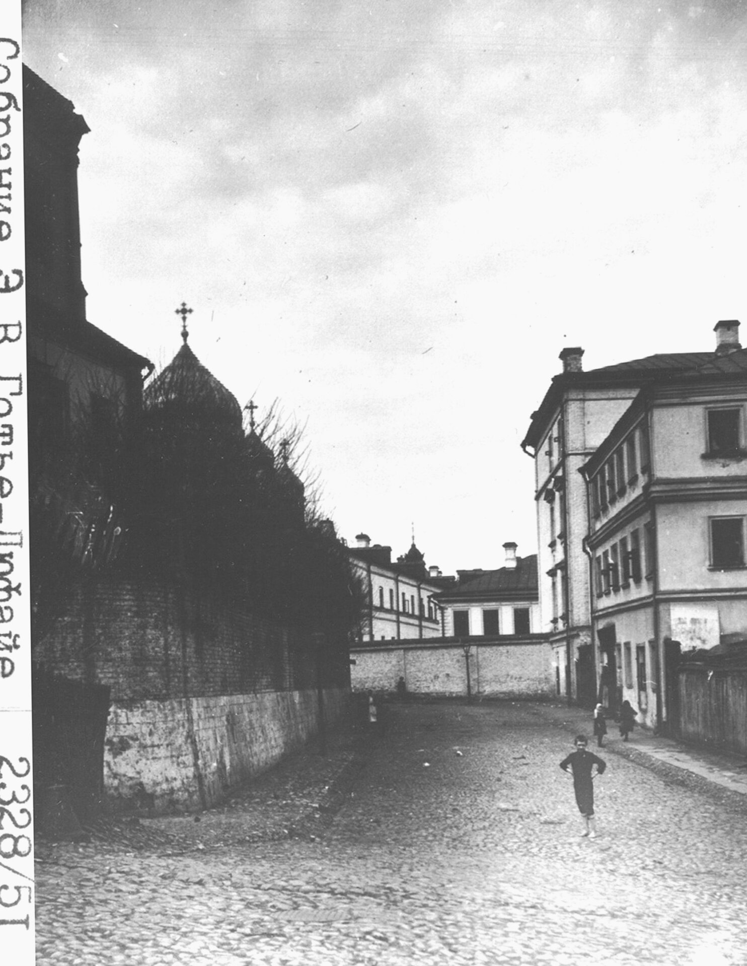 Храм Илии Пророка Обыденного на старинной фотографии 1913 года