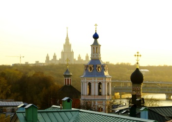 Колокольня храма Иоанна Богослова в Андреевском монастыре