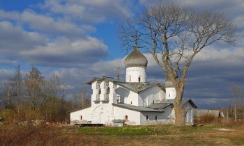 Церковь Троицы Живоначальной в Доможирке