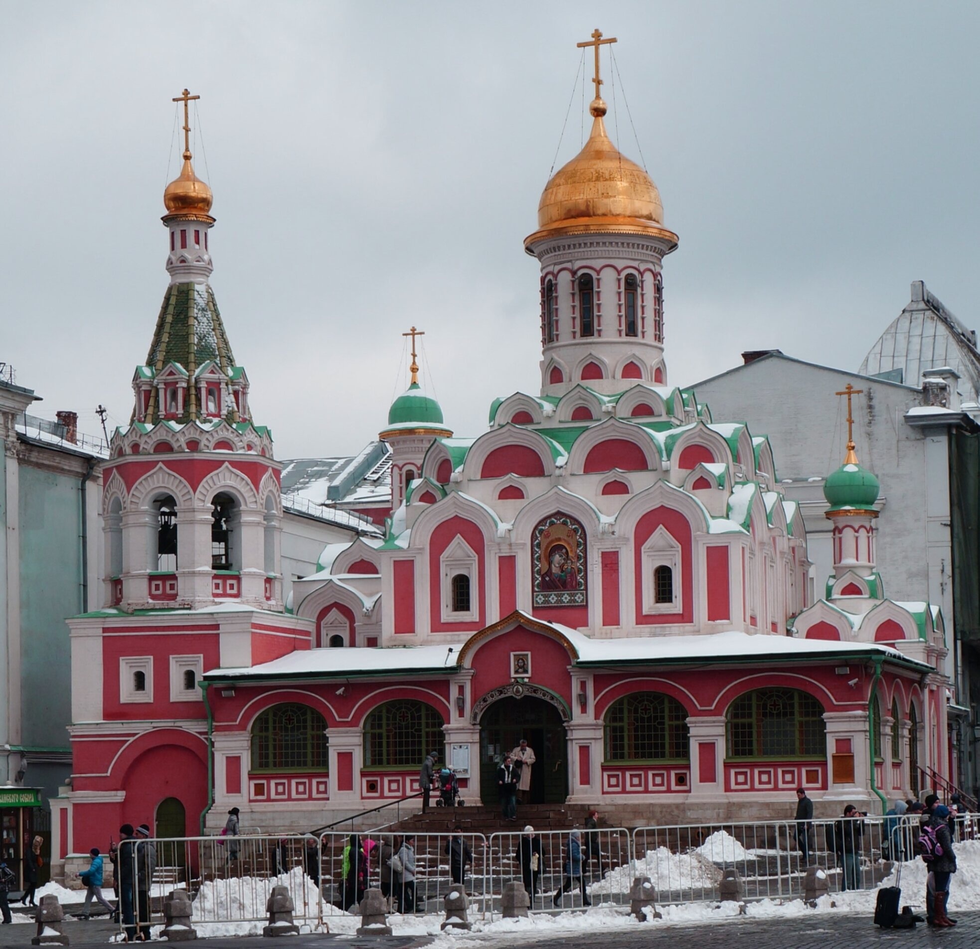 Казанский собор на Красной площади в Москве