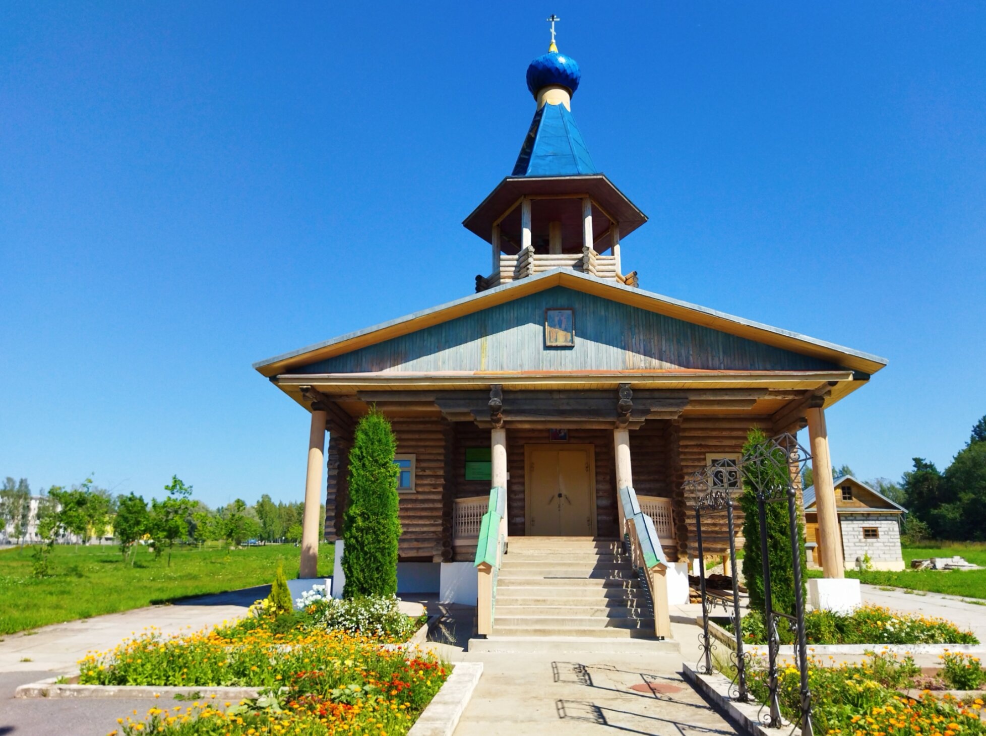 Храм иконы Божией Матери «Живоносный Источник» в Царицыне: зимний вид