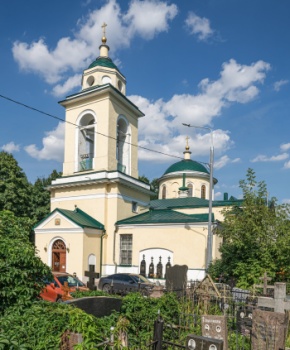 Храм Сошествия Святого Духа на Даниловском кладбище: архитектурная доминанта старинного московского некрополя