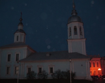 Церковь Александра Невского в Вологде на ночной фотографии