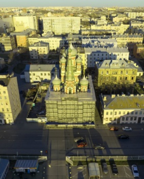 Храм Покрова Пресвятой Богородицы на Боровой улице во время реставрации