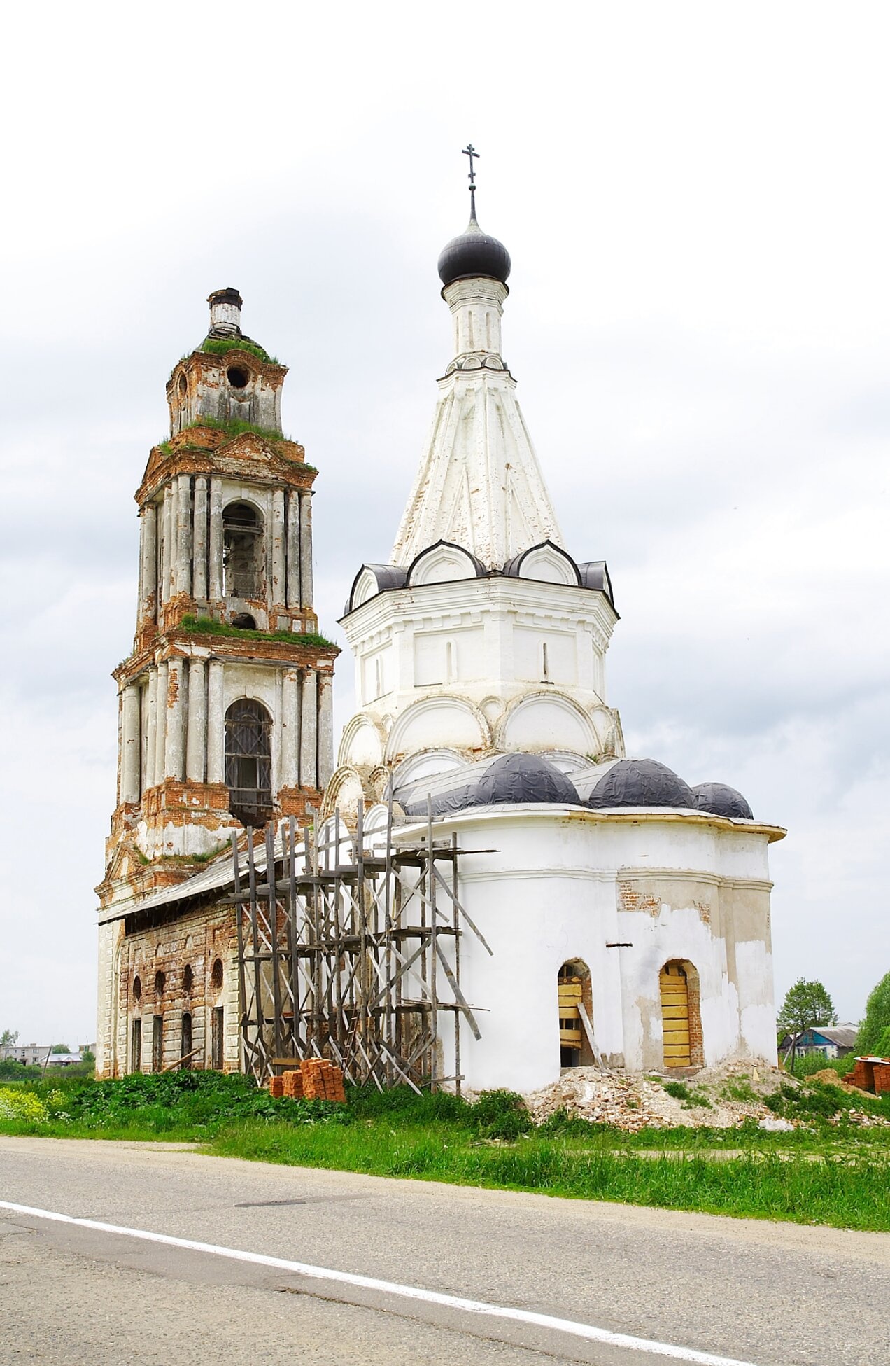 Церковь Никиты Мученика в селе Елизарово