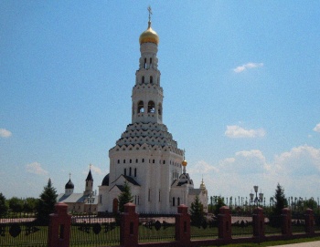 Храм Святых Апостолов Петра и Павла в Прохоровке