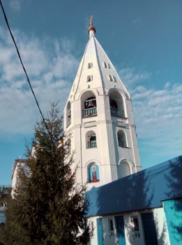 Колокольня Введенского кафедрального собора в Чебоксарах