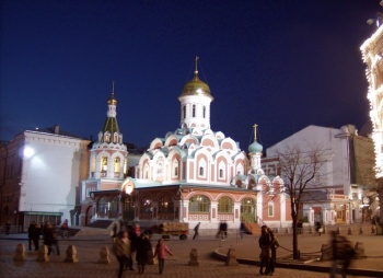 Казанский собор на Красной площади: ночной вид