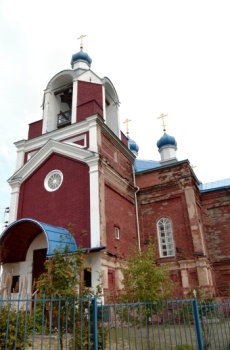 Храм в честь Казанской иконы Божией Матери в селе Быньги