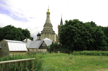 Храм Преображения Господня в селе Остров: Архитектурный облик