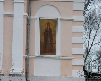 Церковь Святой Троицы в деревне Перетно