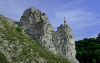 Пещерная церковь Рождества Иоанна Предтечи в Дивногорье