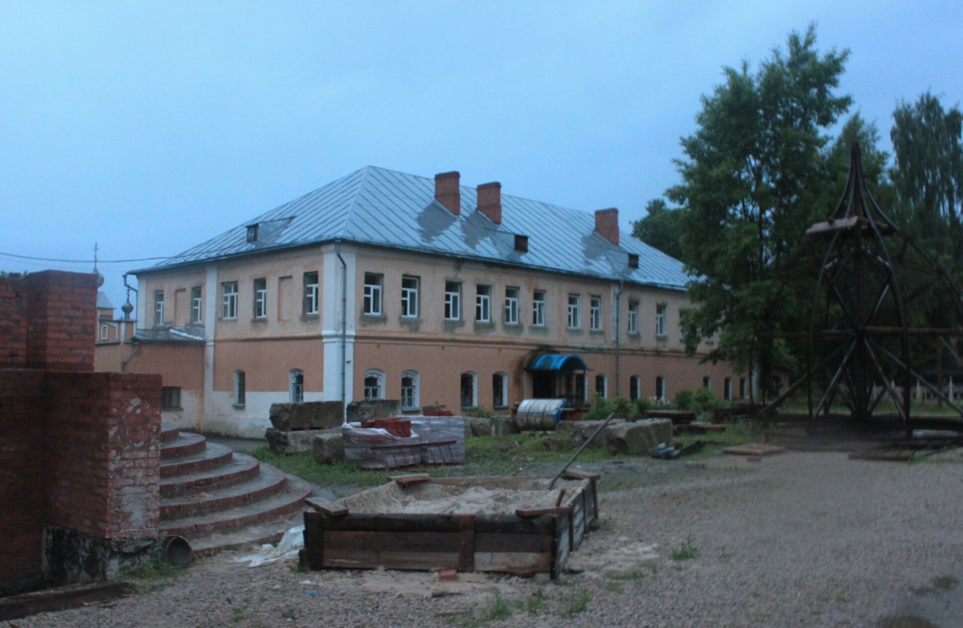 Свято-Лаврентьев мужской монастырь в Калуге: история и реставрация