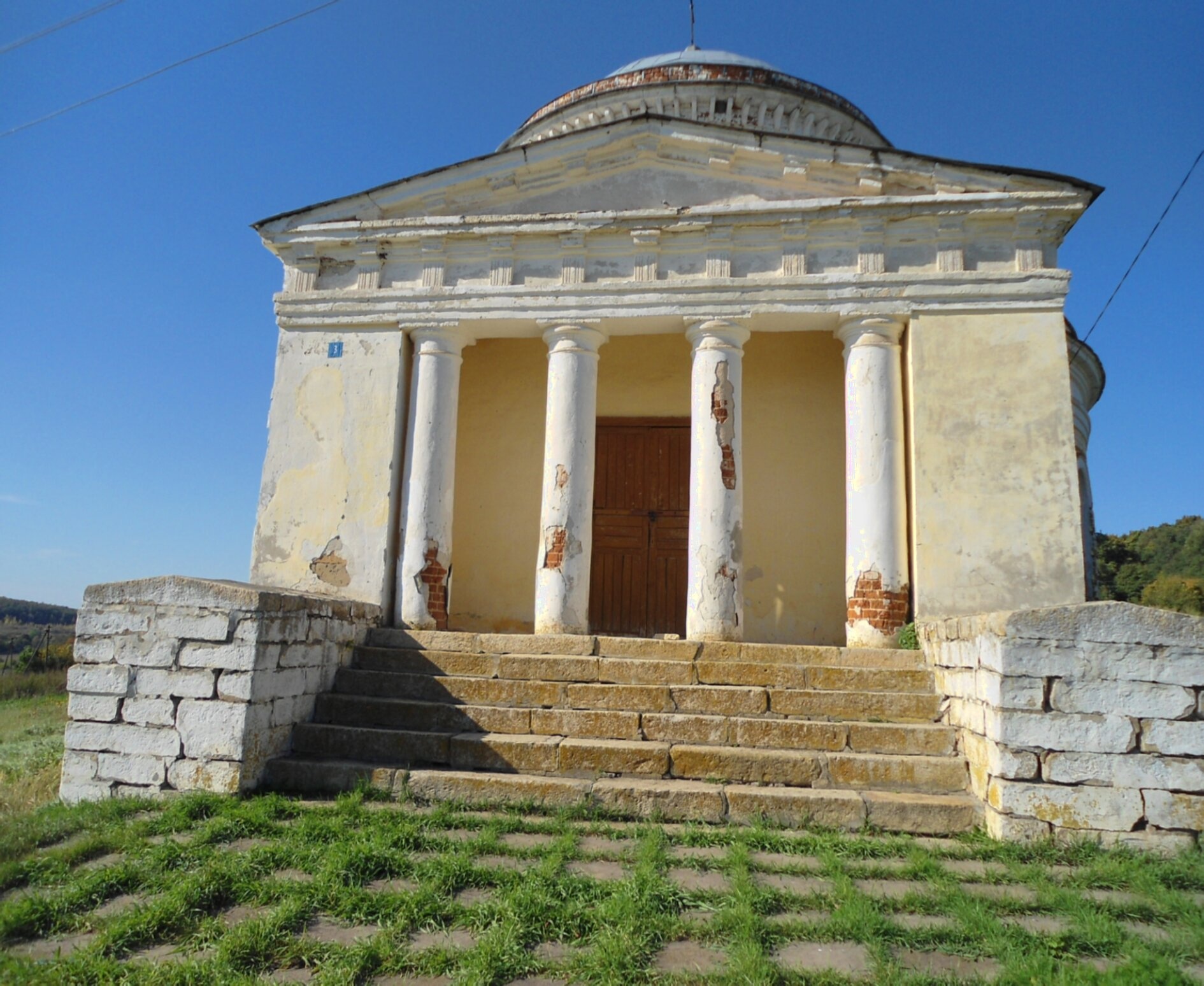 Храм Михаила Архангела в Пальне-Михайловке