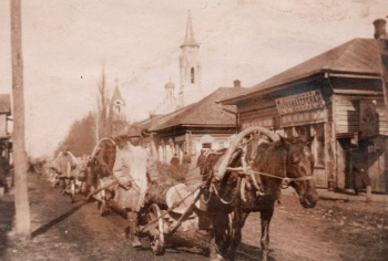 Историческая фотография Успенской церкви в Речице, 1918 год