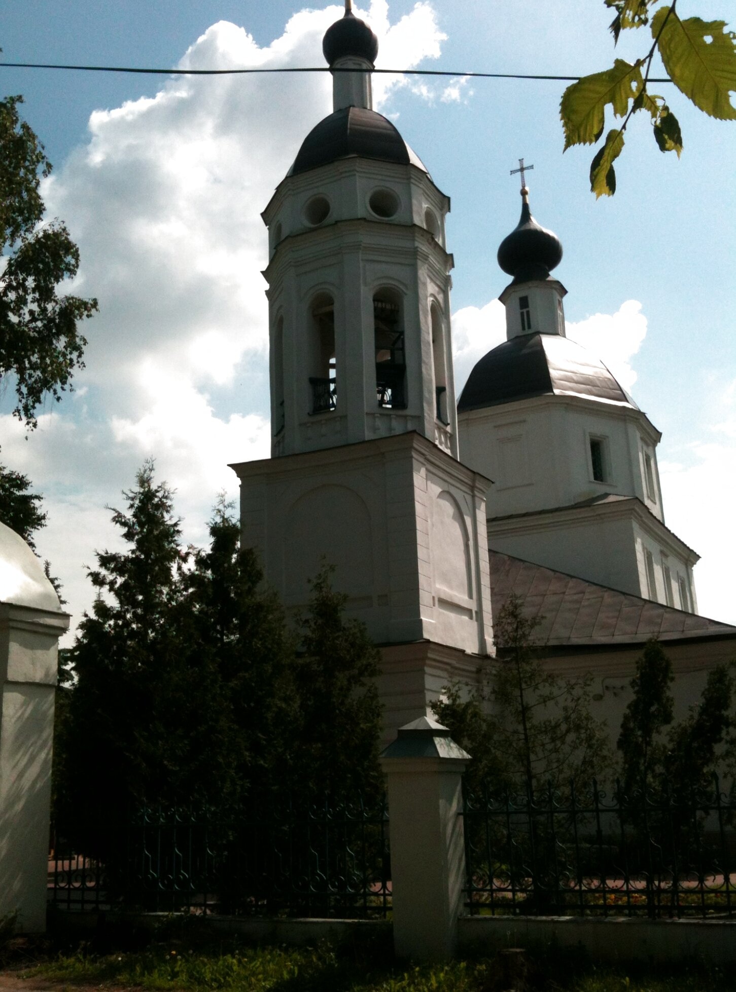 Храм Рождества Пресвятой Богородицы в Образцово