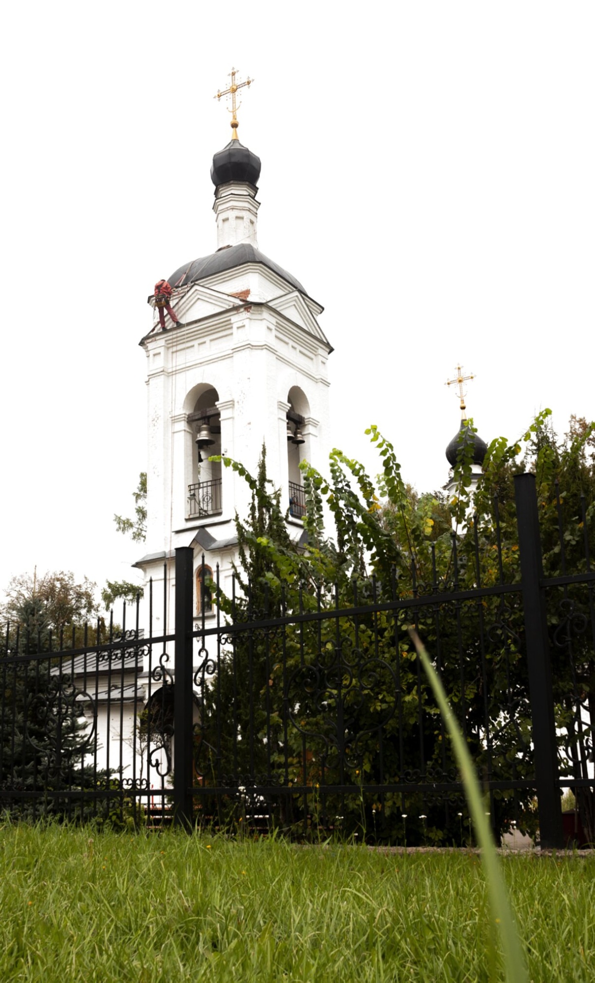 Храм святителя Алексия, митрополита Московского, в усадьбе Середниково