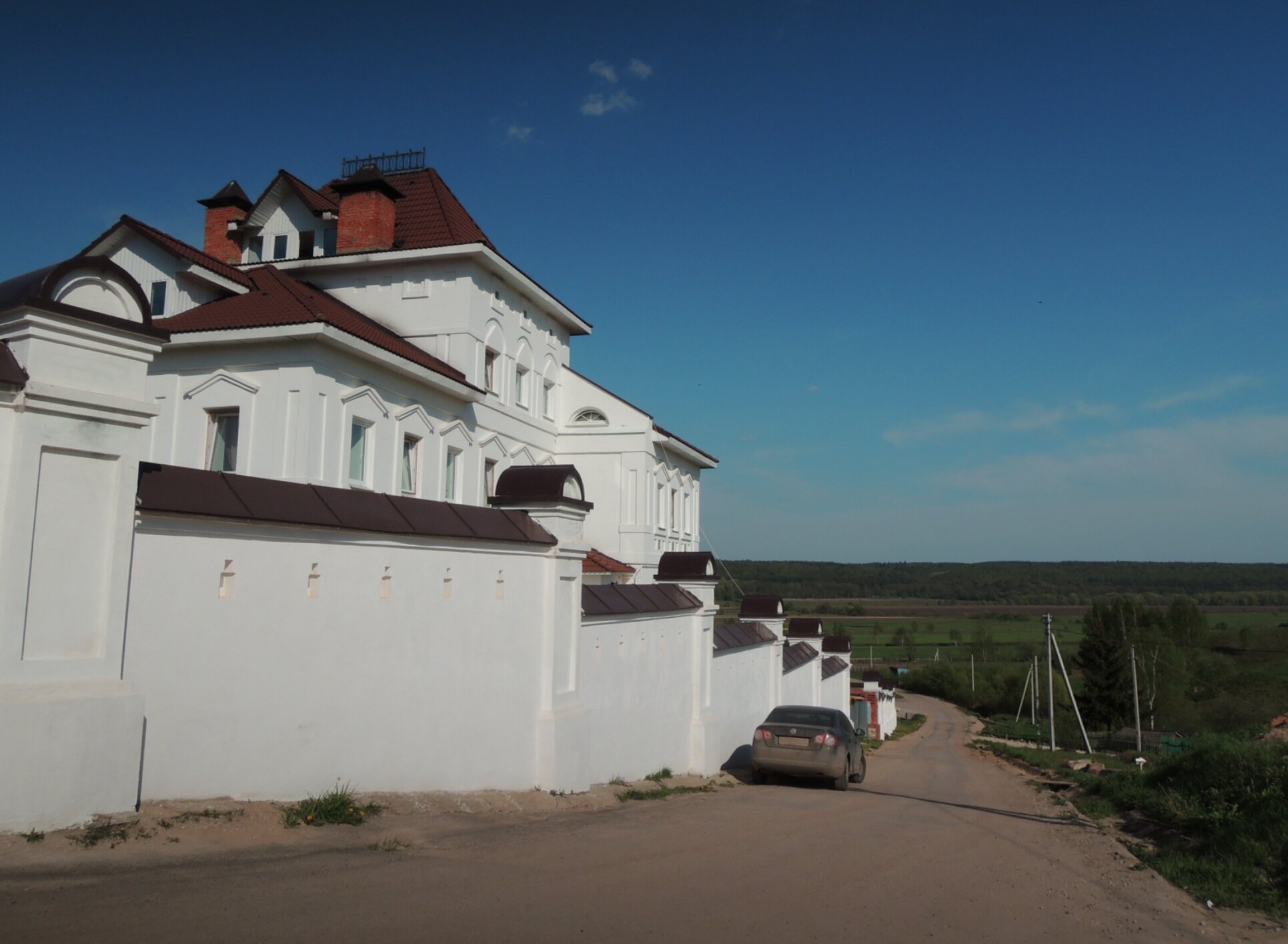 Спасо-Воротынский монастырь на реке Угре
