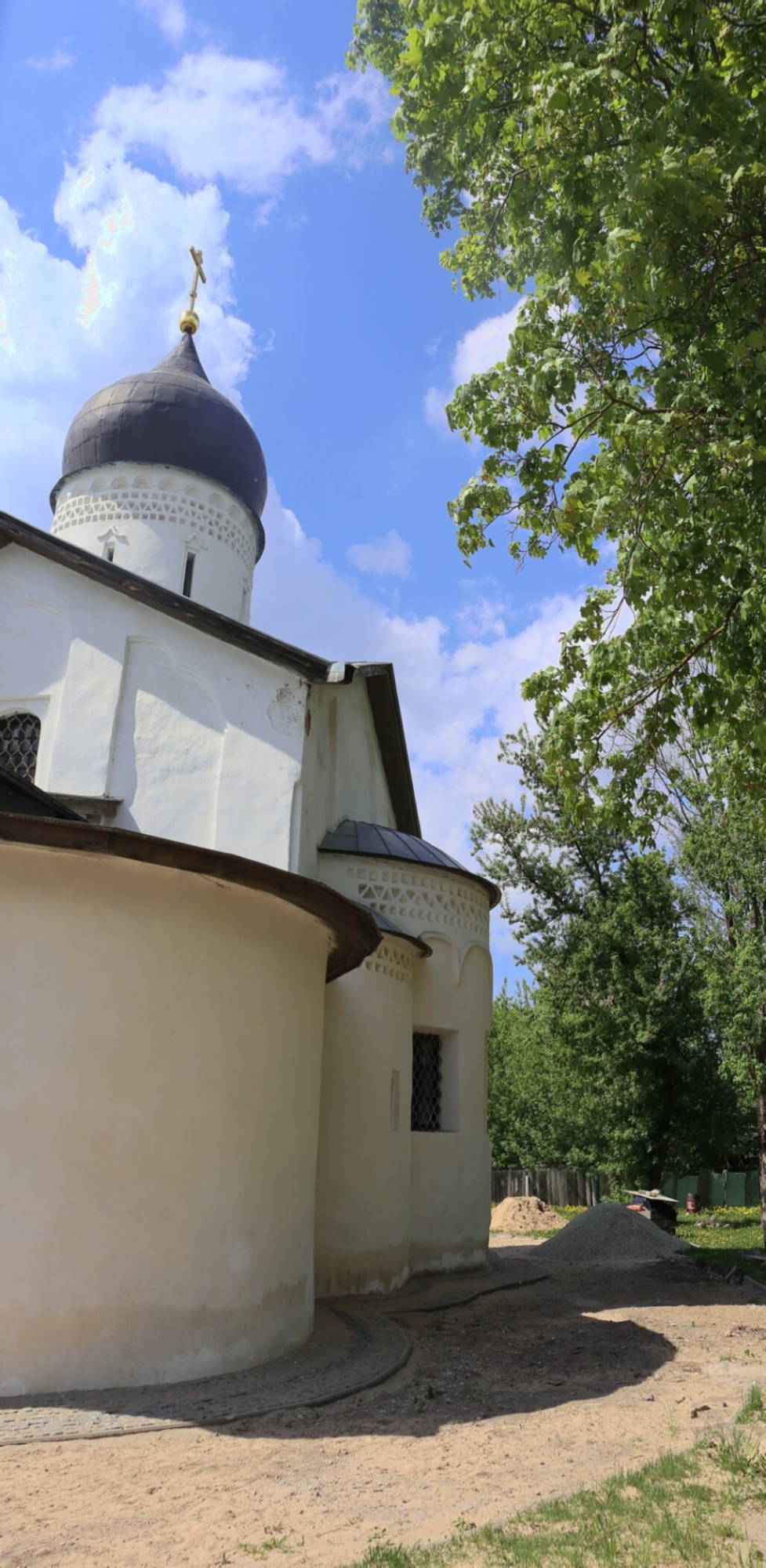 Церковь Воскресения Христова со Стадища в Пскове