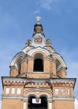 Колокольня Церкви Троицы Живоначальной в Ознобишино
