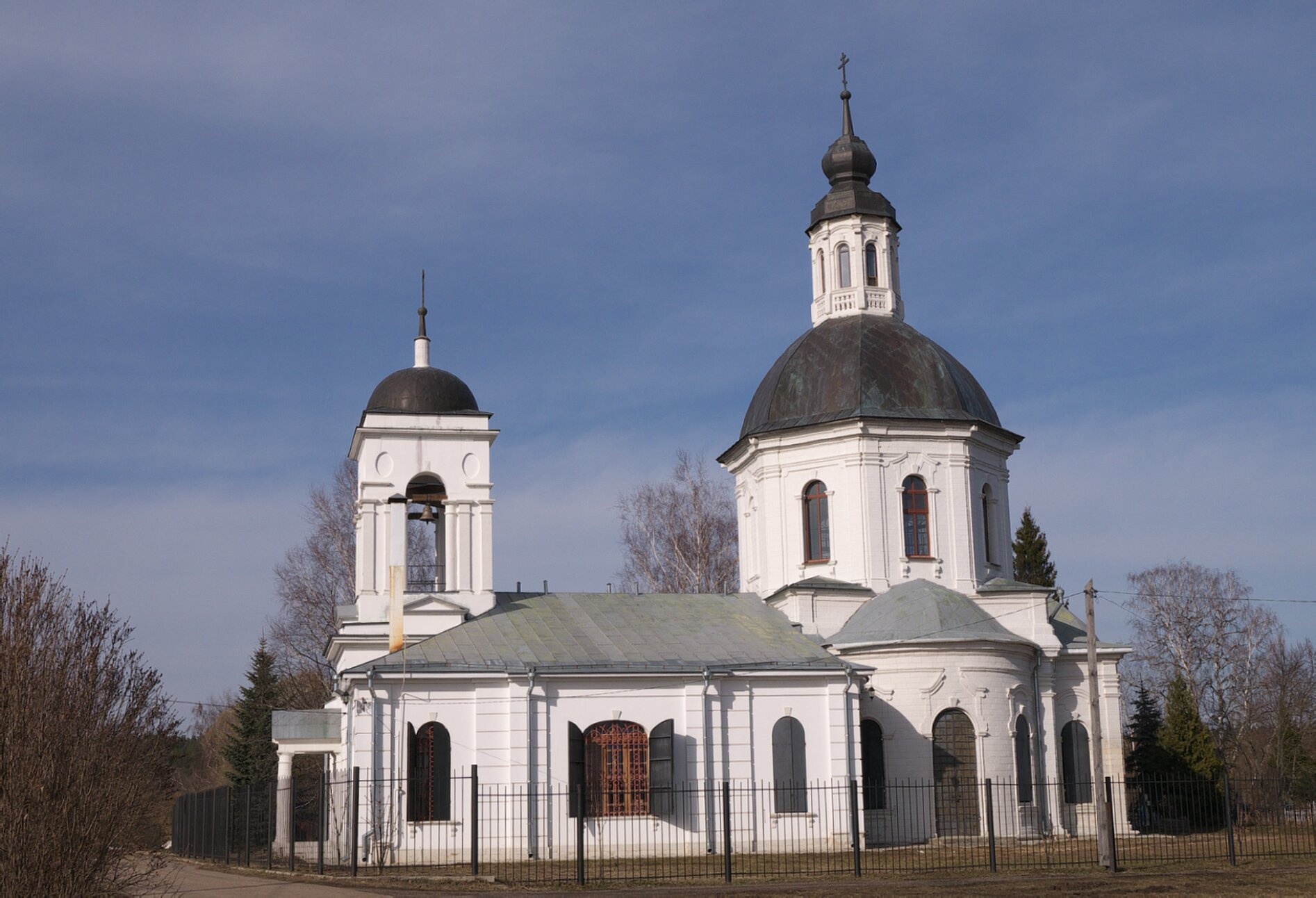 Церковь Рождества Христова в Каменищах