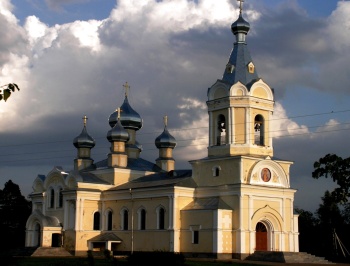 Церковь Успения Пресвятой Богородицы в Лезье