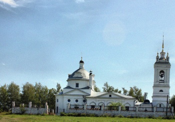 Церковь Казанской иконы Божией Матери в селе Константиново