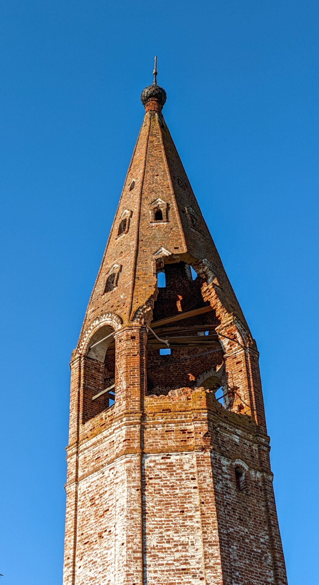 Колокольня Церкви Михаила Архангела в селе Пистсово