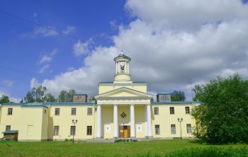 Церковь Святой Равноапостольной Марии Магдалины в Павловске