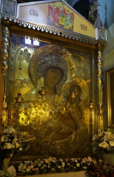 Чудотворная Старорусская икона Божией Матери в Церкви Георгия Победоносца
