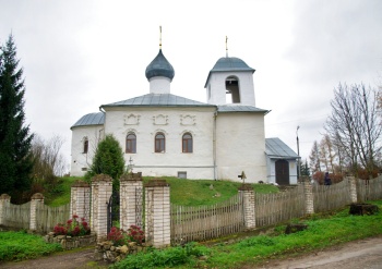 Церковь Преображения Господня в Порхове