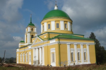 Храм Преображения Господня в селе Мазунино