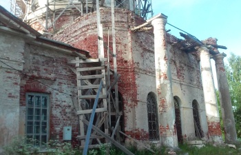 Храм иконы Божией Матери «Всех скорбящих Радость» в Залазино