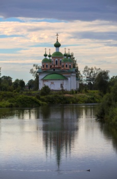 Церковь Смоленской иконы Божией Матери в Олонце