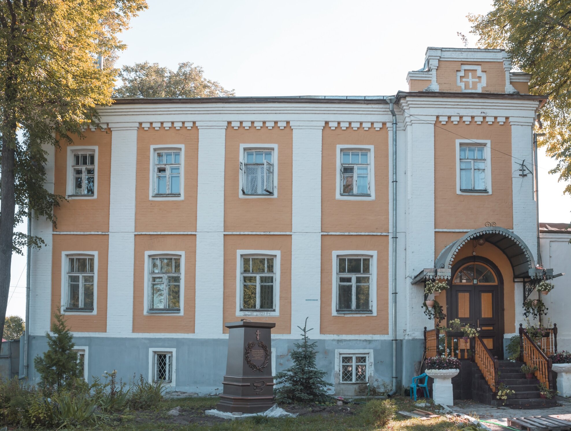 Странноприимный дом Феодоровского женского монастыря в Переславле-Залесском