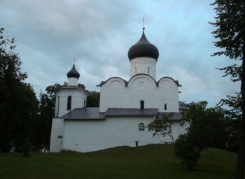 Храм Святителя Василия Великого на Горке в Пскове