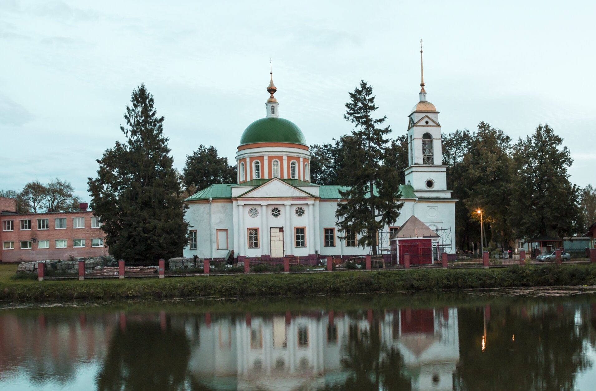 Церковь Рождества Пресвятой Богородицы в селе Мишутино
