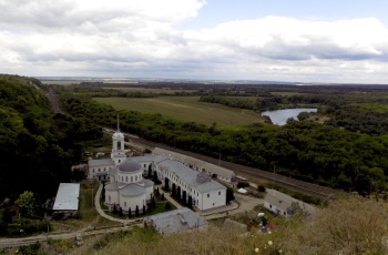 Свято-Успенский Дивногорский мужской монастырь в Дивногорье