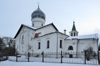 Церковь Димитрия Солунского в Великом Новгороде зимой