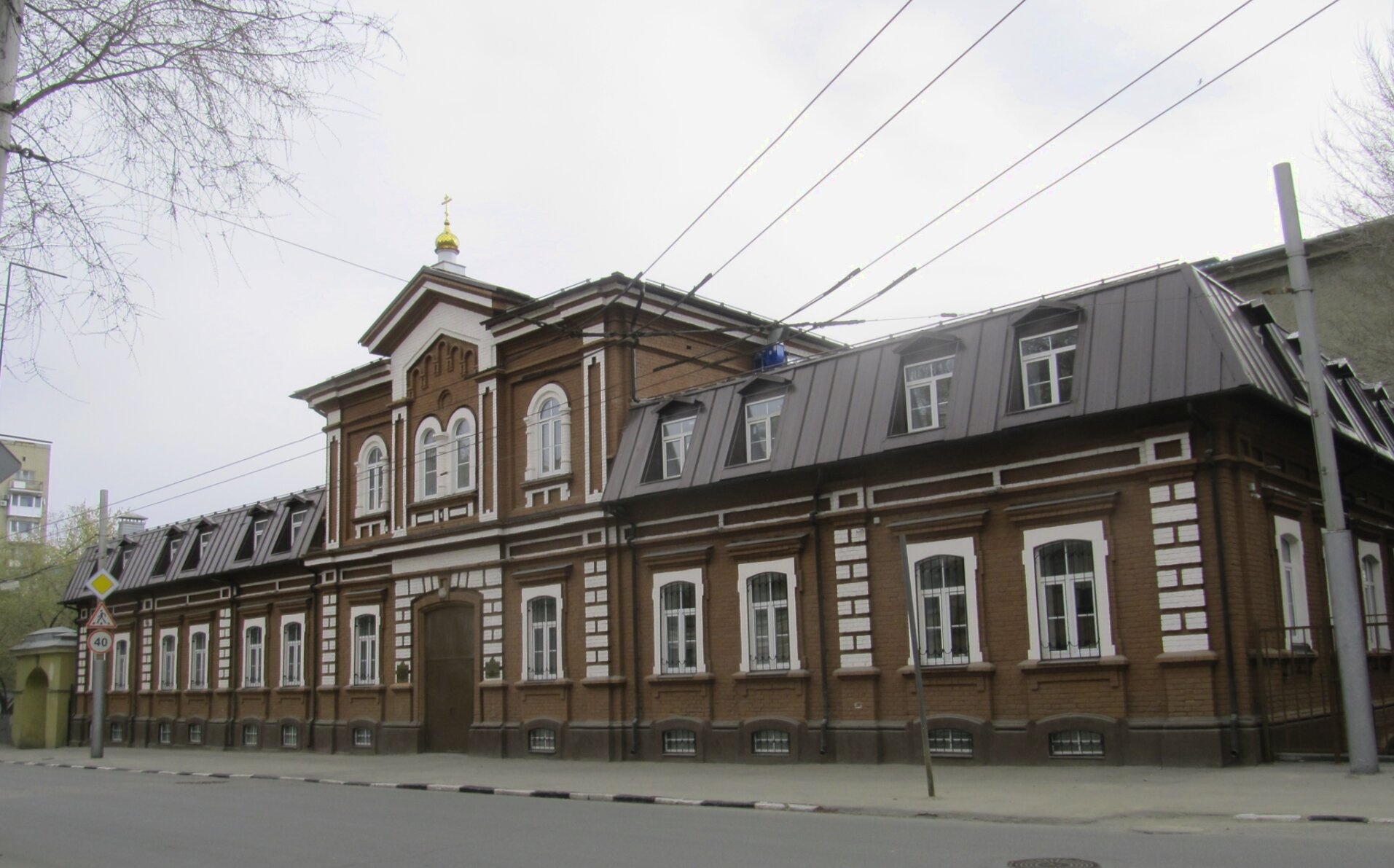 Храм в честь Владимирской иконы Божией Матери в Саратове