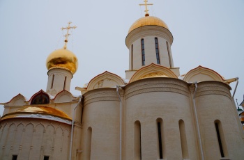 Троицкий собор Троице-Сергиевой лавры - архитектурная святыня православия