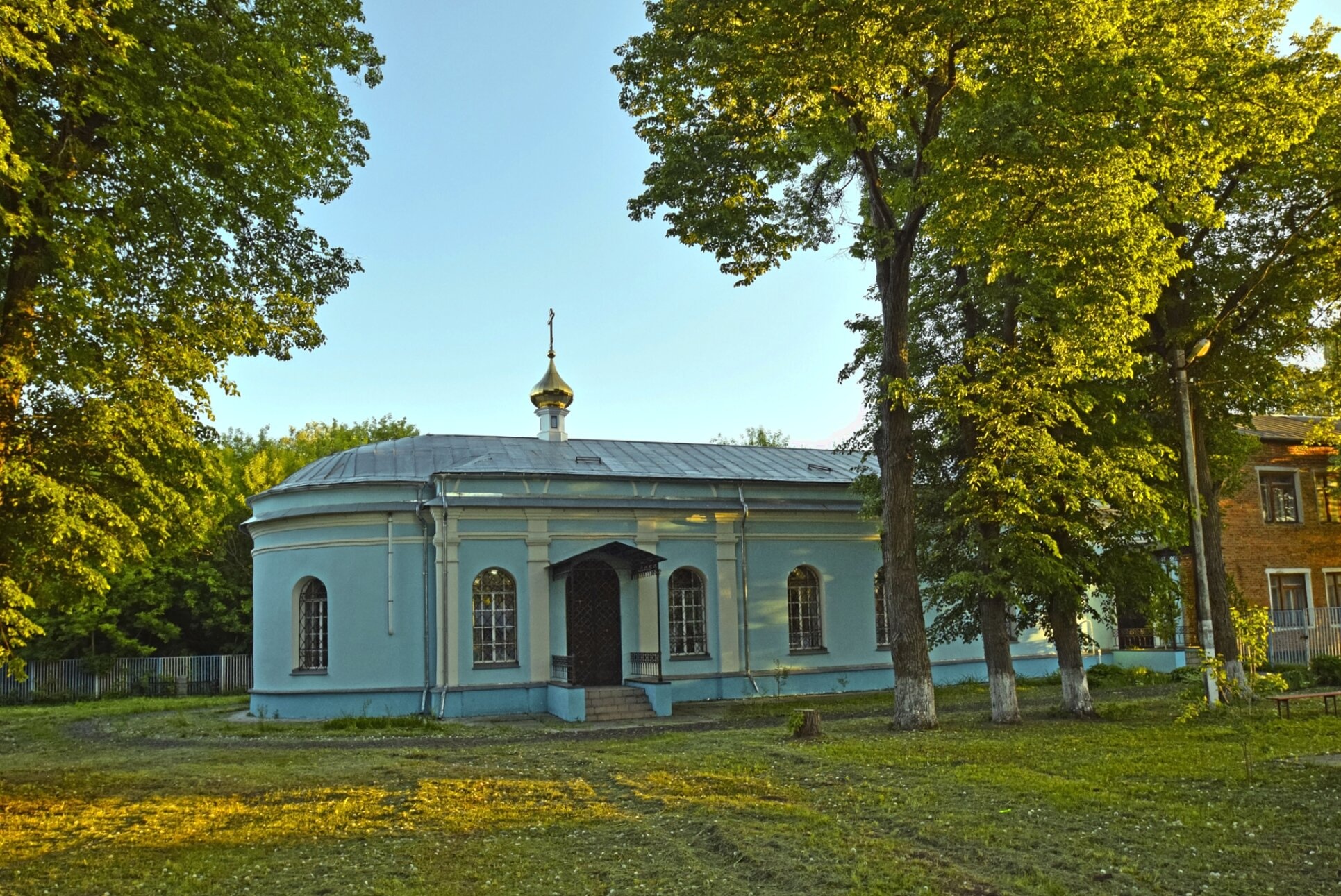 Церковь Казанской иконы Божией Матери в селе Алпатьево