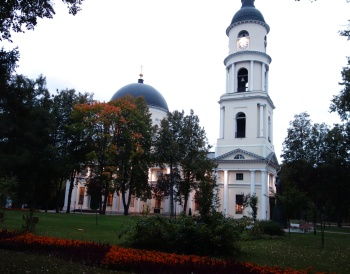 Кафедральный Собор Святой Живоначальной Троицы в Калуге