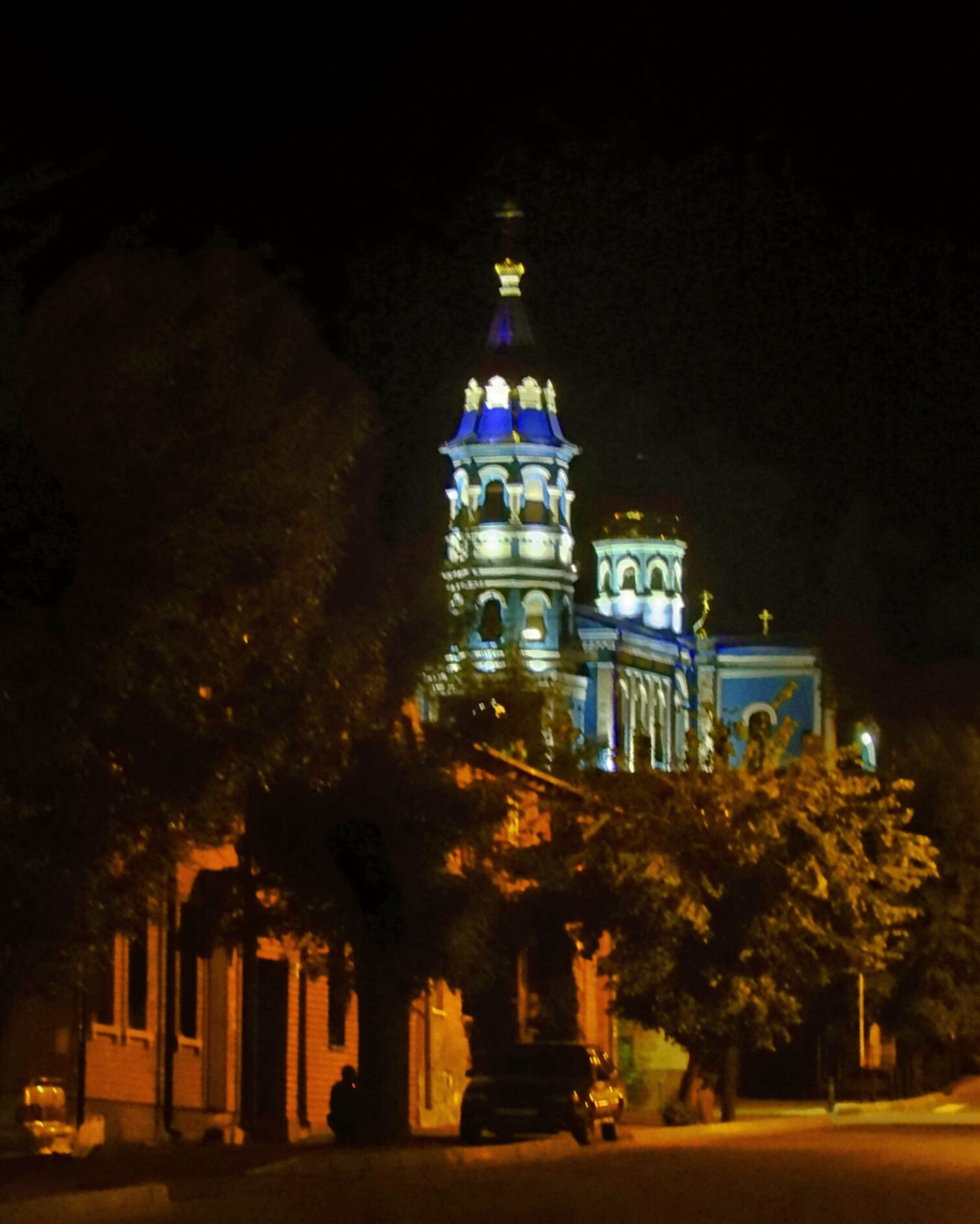 Храм Рождества Пресвятой Богородицы во Владикавказе - ночная фотография